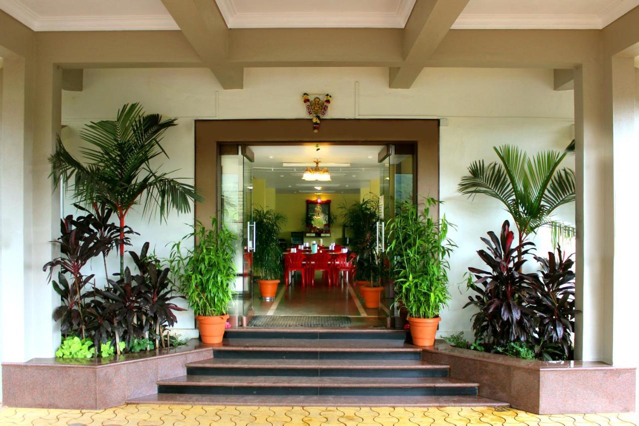 Hotel Manik Moti Lonavala Exterior foto